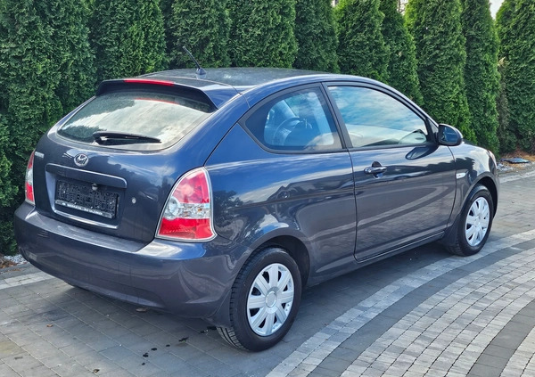 Hyundai Accent cena 6400 przebieg: 200000, rok produkcji 2008 z Ełk małe 211